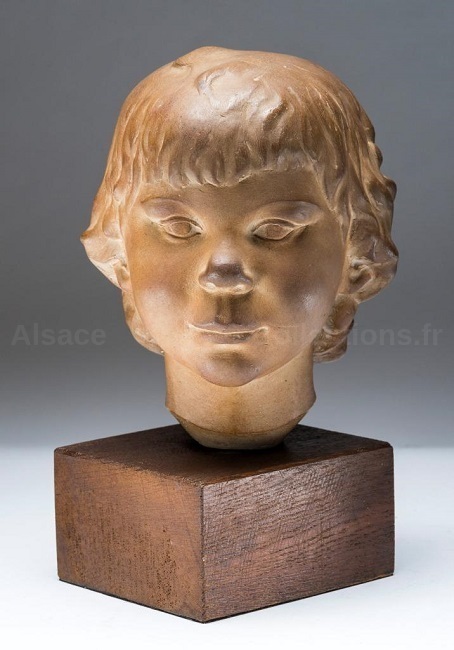 Jean Henninger 28c.jpg
